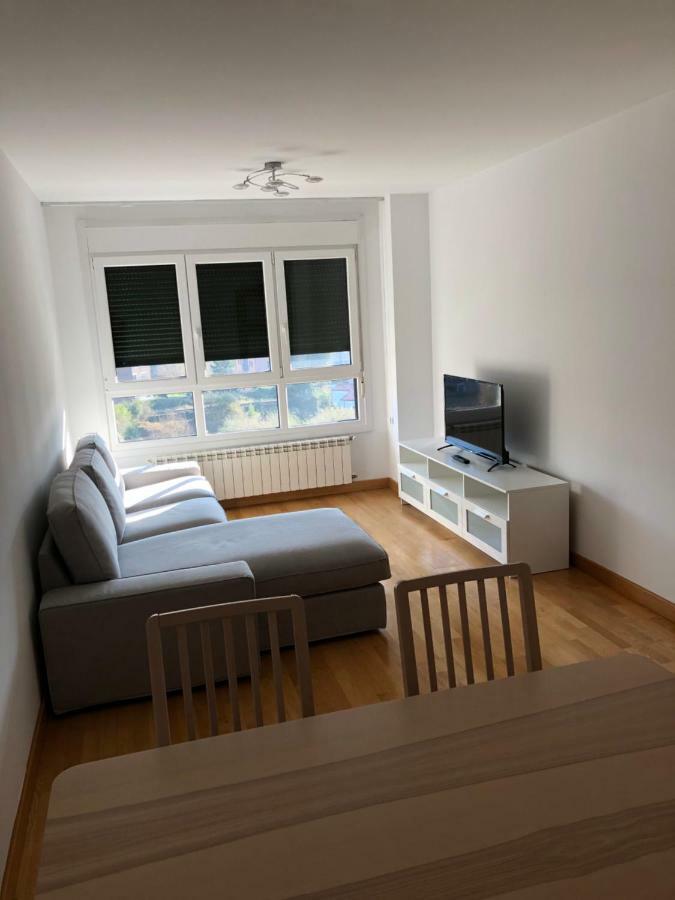 Piso Vacacional En Aviles Apartamento Exterior foto